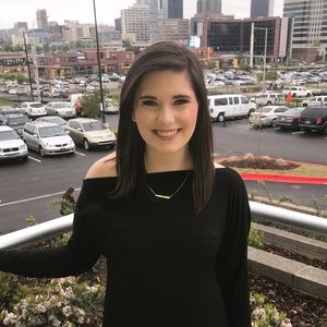 Meet your Posher, Jillian